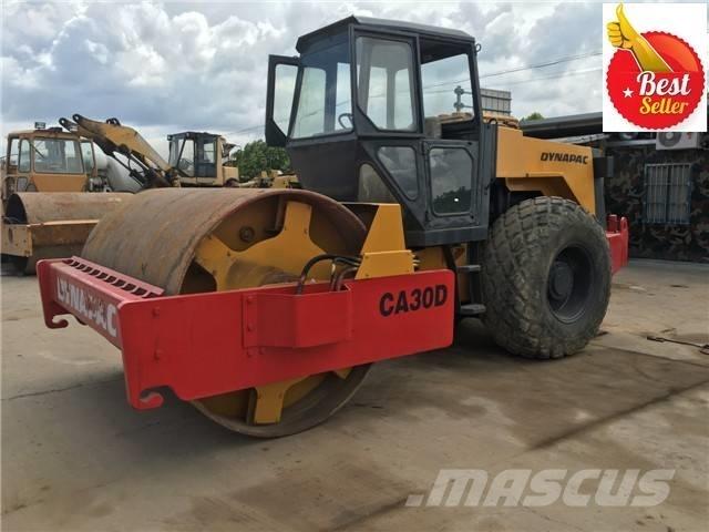 Dynapac CA 30 D 单轮压路机