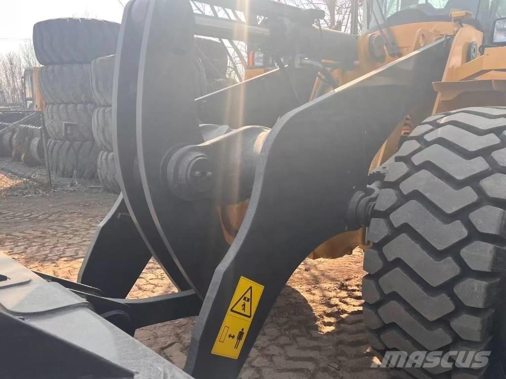 Volvo L 120 轮式装载机