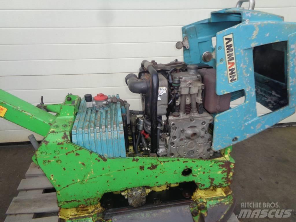 Ammann AVH 4020 平板夯