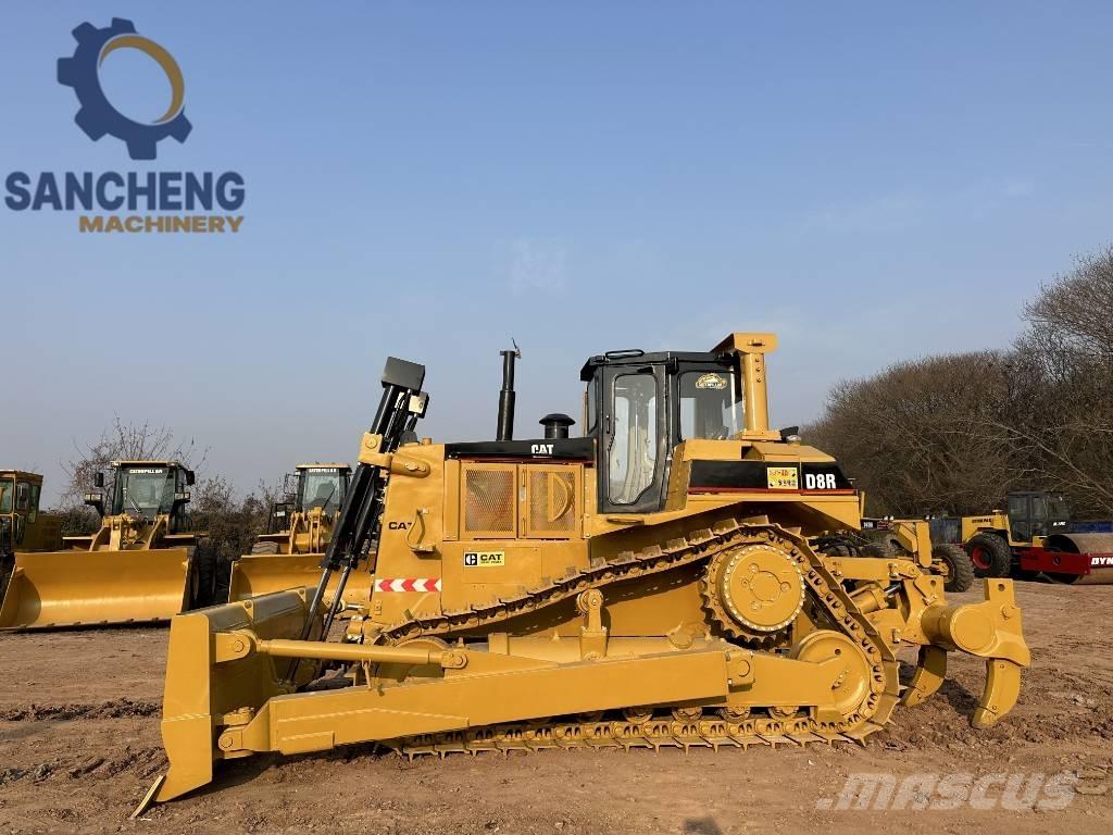 CAT D8R 履带式推土机