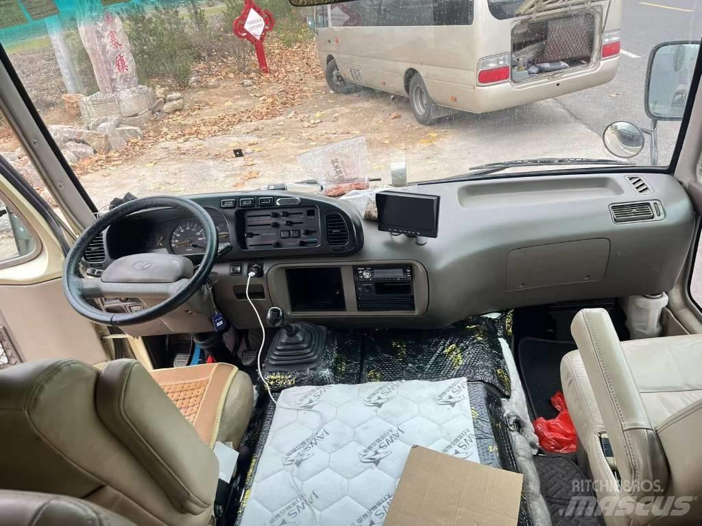 Toyota Coaster 公路客运汽车