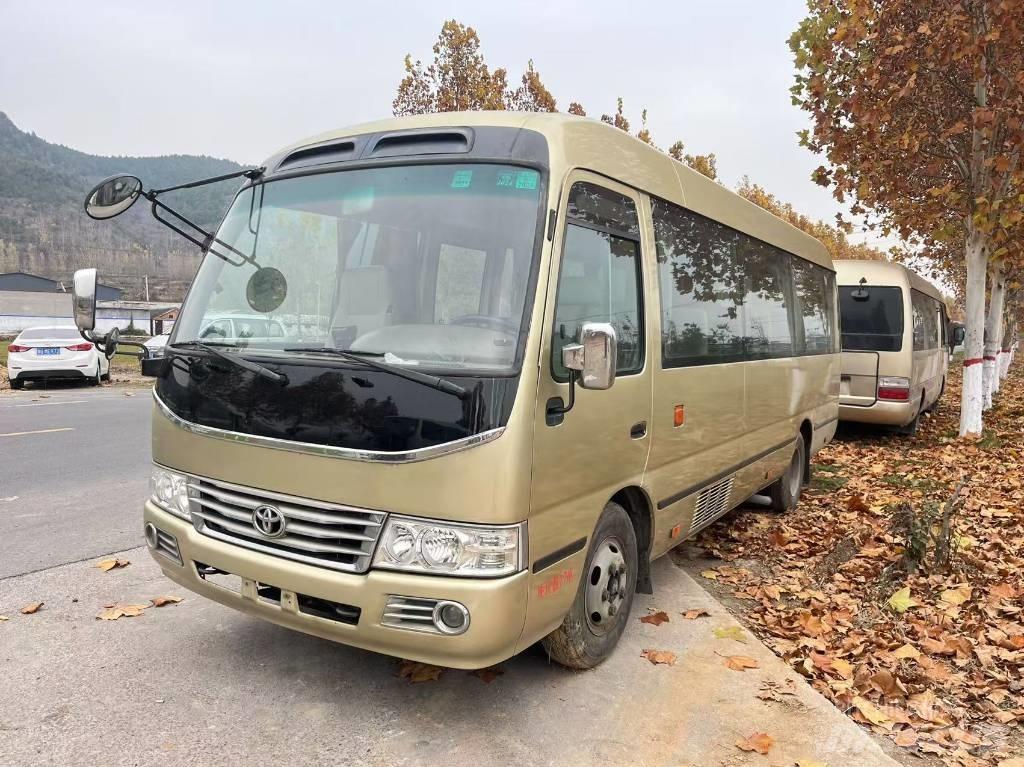 Toyota Coaster 公路客运汽车
