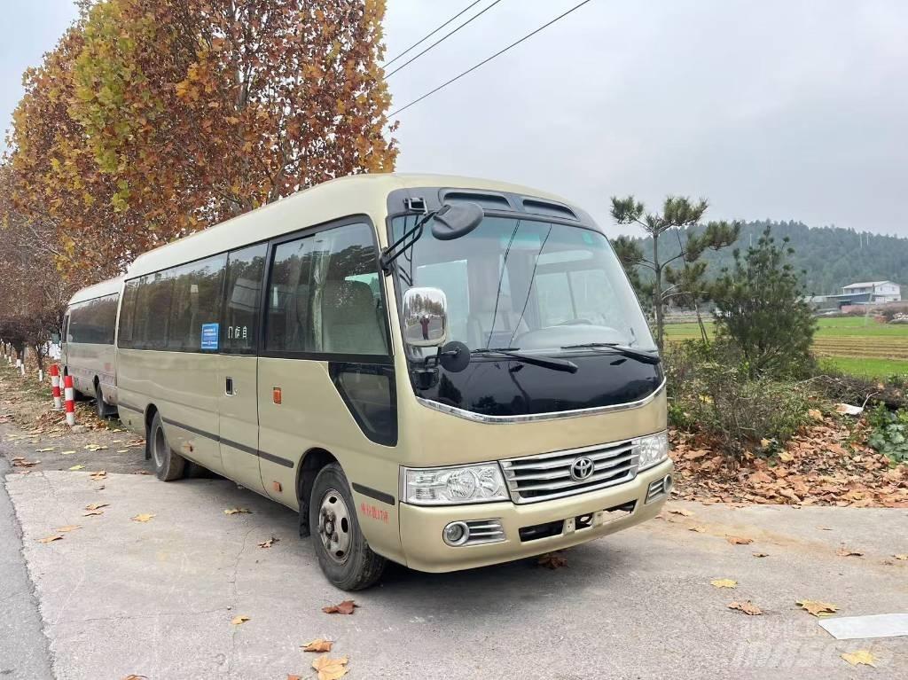 Toyota Coaster 公路客运汽车
