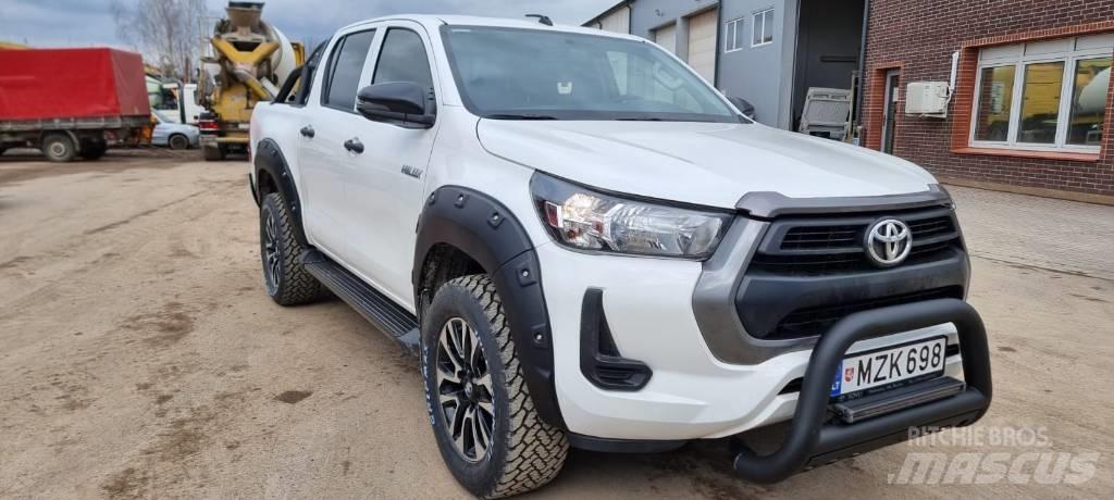 Toyota Hilux 皮卡车