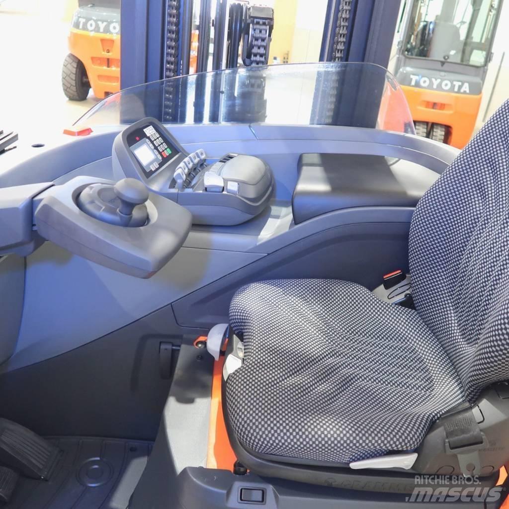 Toyota RRE160H 前移式叉车