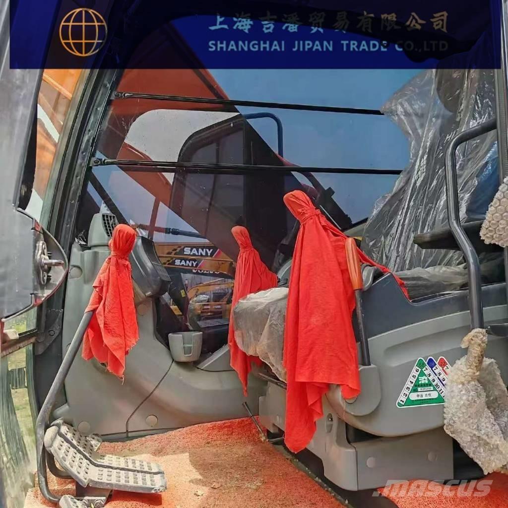 Hitachi ZX 210 履带挖掘机