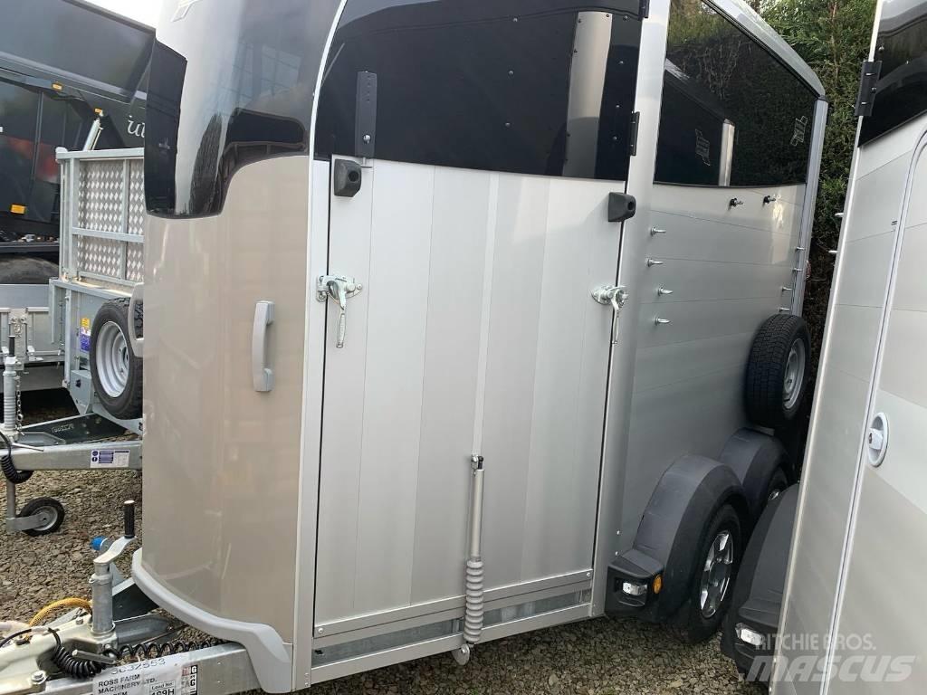 Ifor Williams HBX506 动物运输拖车