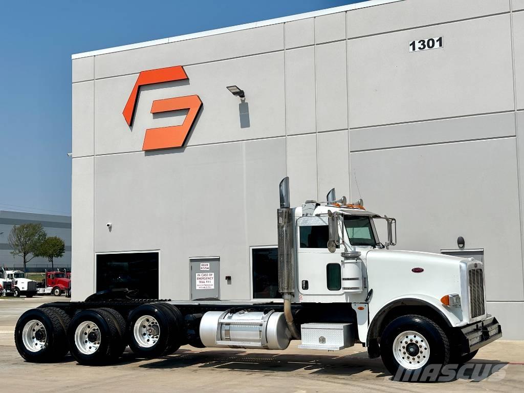 Peterbilt 367 牵引车