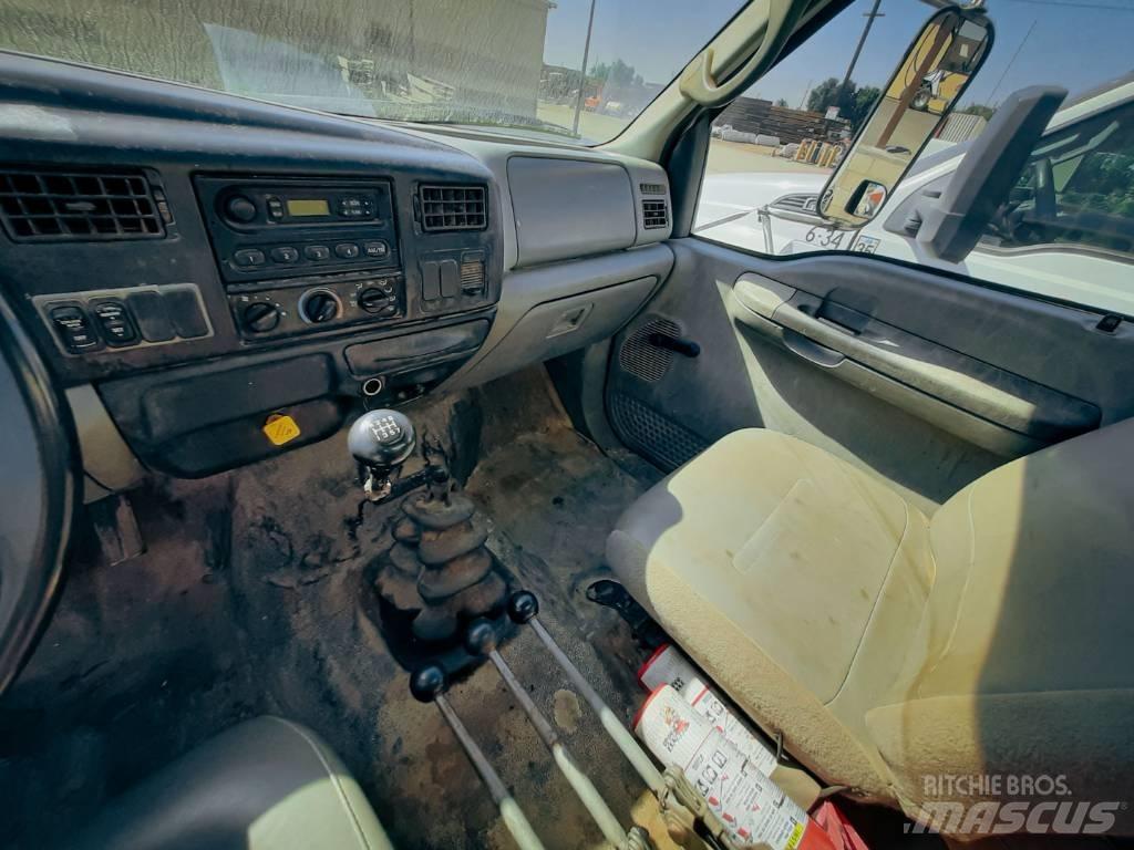 Ford F 750 XL SD 水罐车