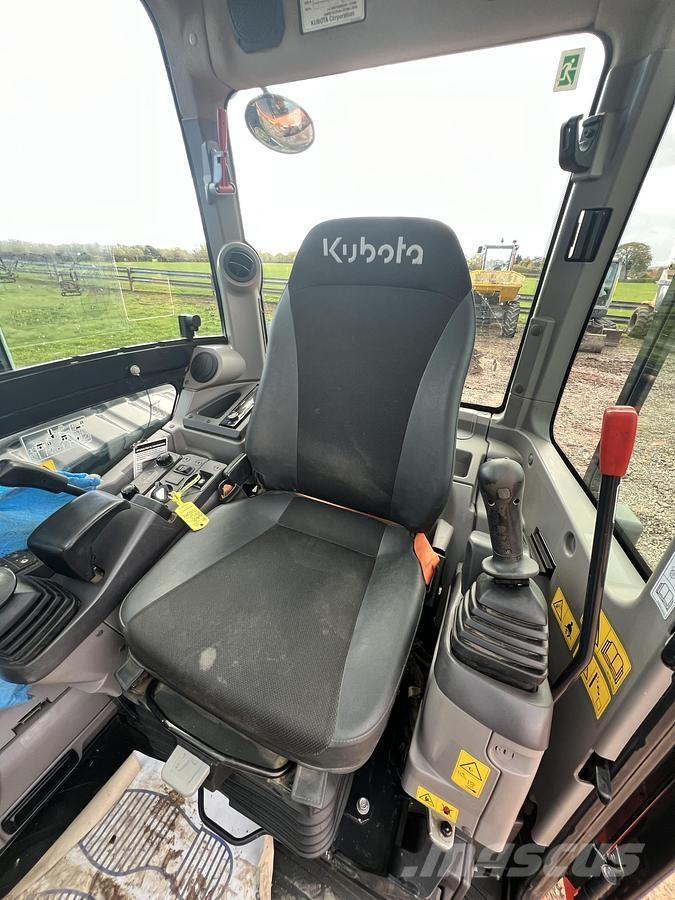 Kubota U56-5 特种挖掘机