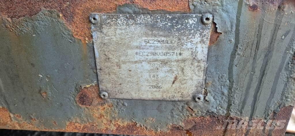 Volvo EC 290 B LC 履带挖掘机