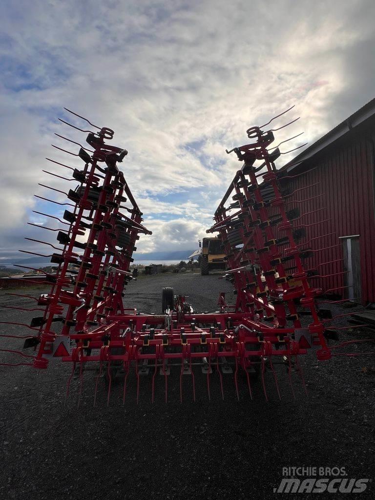 Väderstad NZA600 钉齿耙