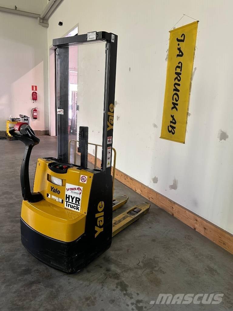 Yale MS 10 E 手推堆垛车