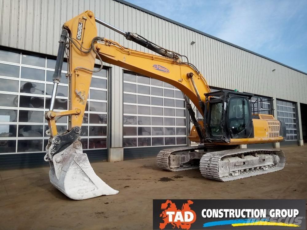 JCB JS 360 LC 履带挖掘机