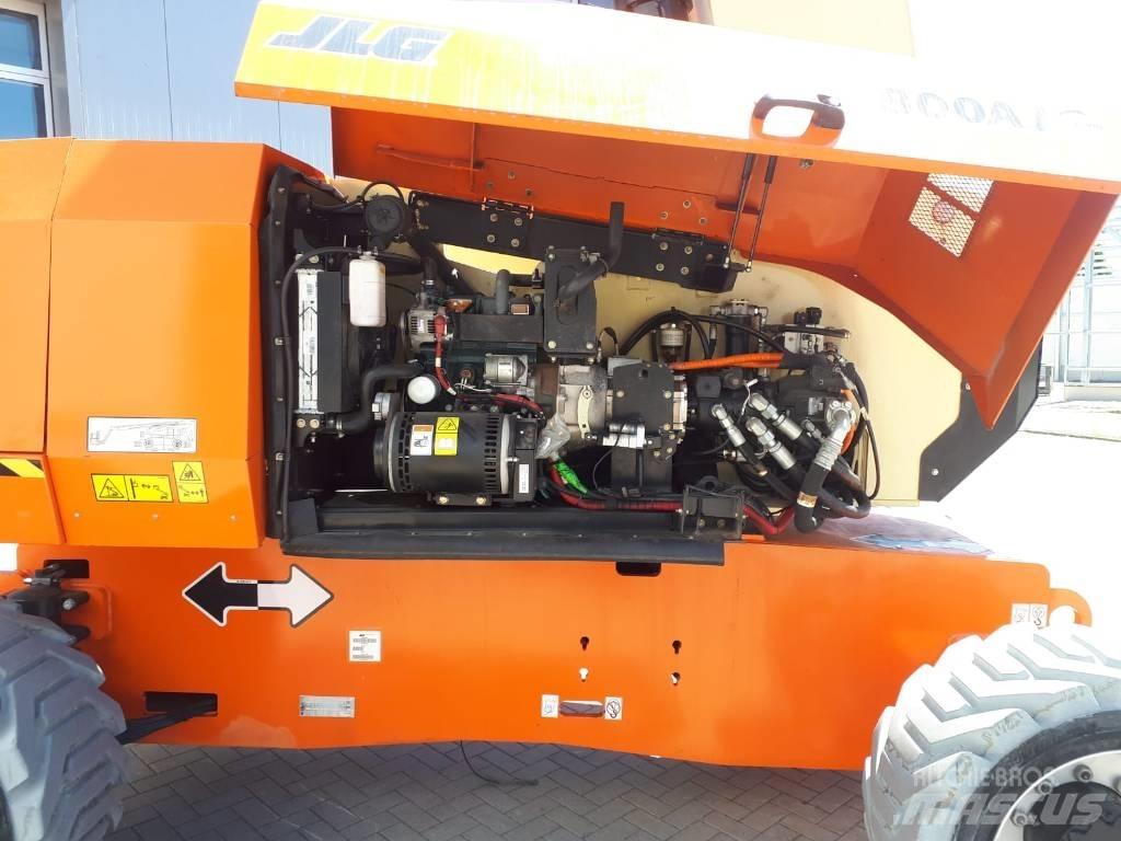 JLG H800 曲臂高空工作平台