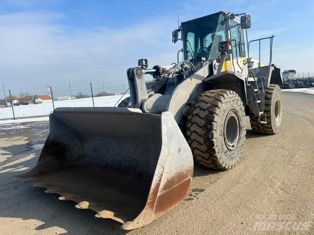 Komatsu WA 380-6 轮式装载机
