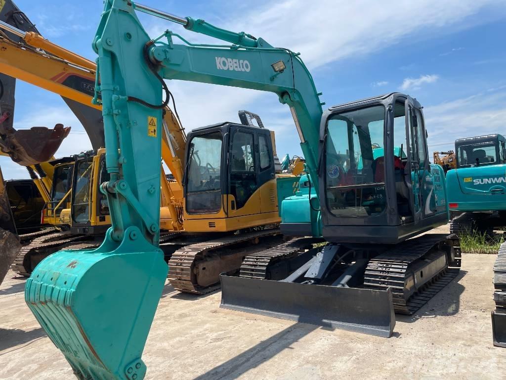 Kobelco SK 75 中型挖掘机