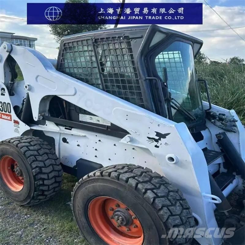 Bobcat s 300 滑移装载机
