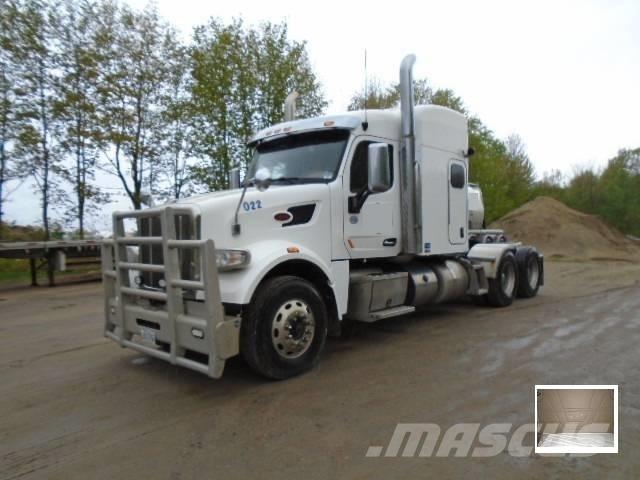 Peterbilt 567 牵引车