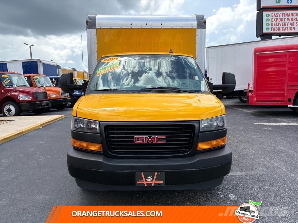 GMC Savana G3500 大型面包车