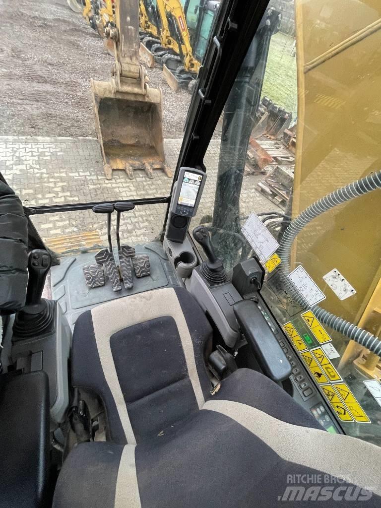 CAT 323 ELN 履带挖掘机
