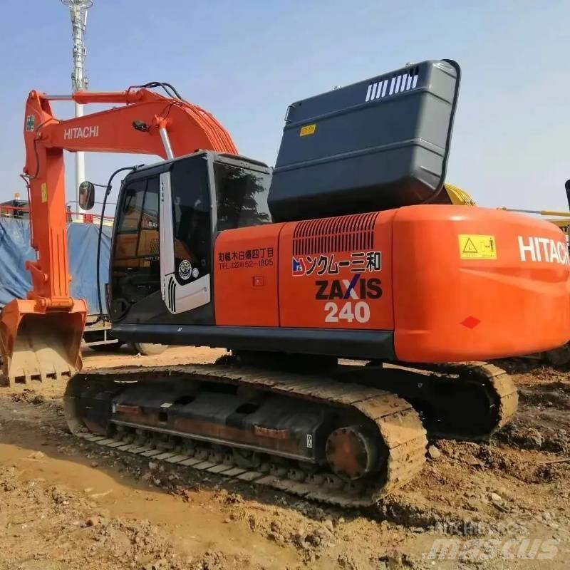 Hitachi ZX 240 履带挖掘机
