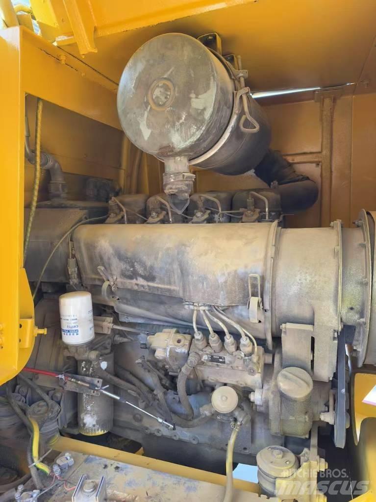 Dynapac CC 211 双轮压路机