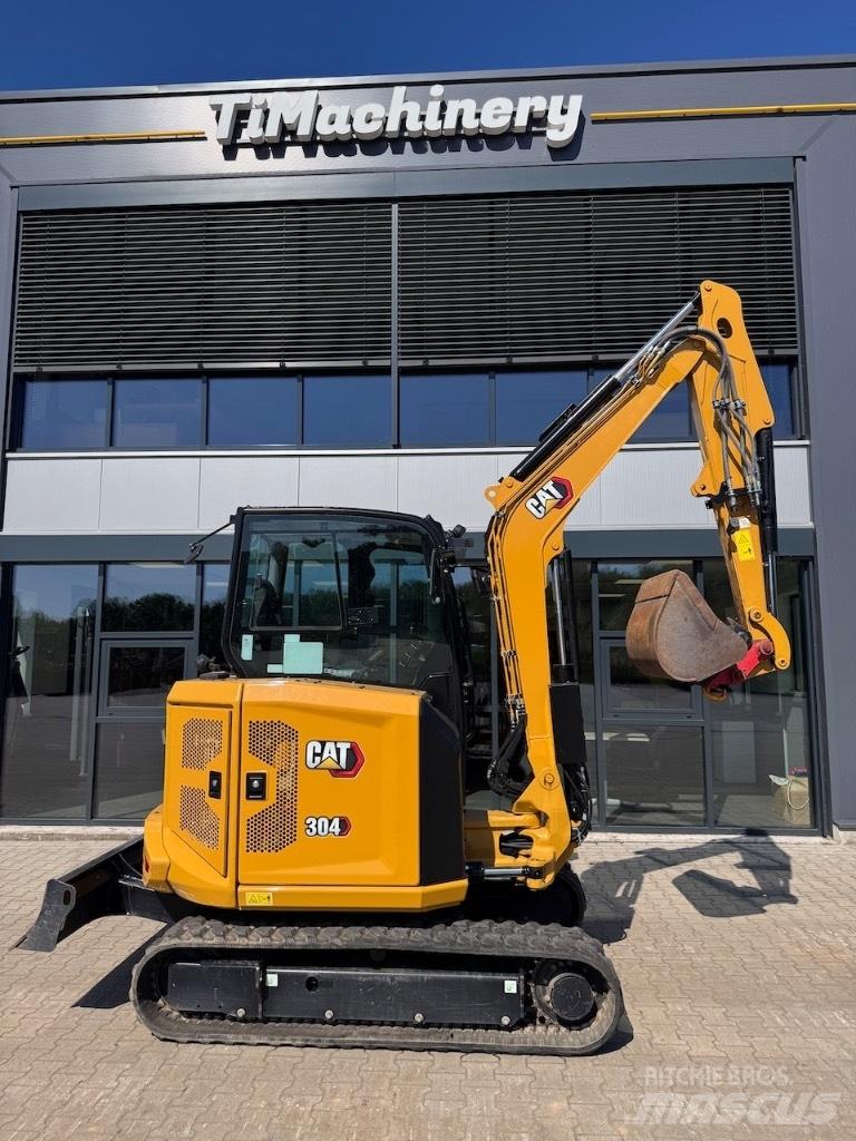CAT 304 CR 小型挖掘机