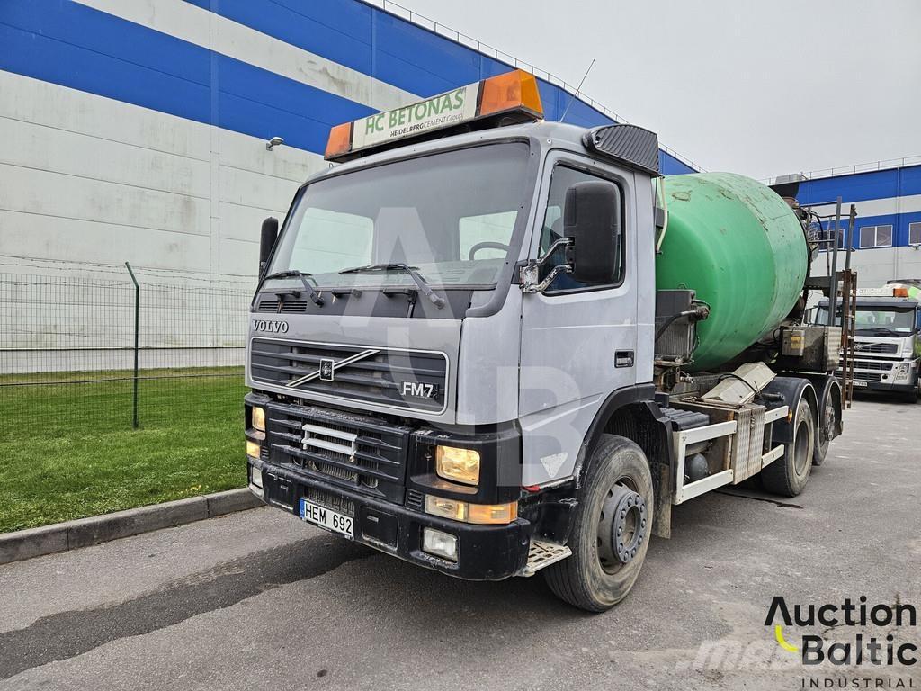 Volvo FM12 混凝土搅拌车