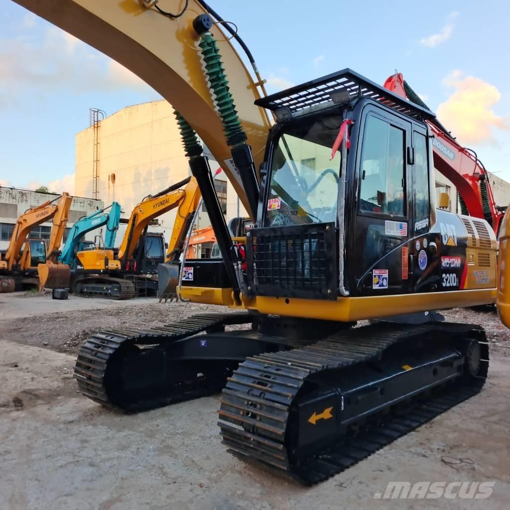 CAT 320 D 履带挖掘机