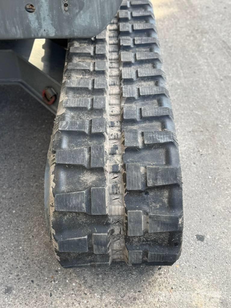 Neuson 75 Z 3 中型挖掘机