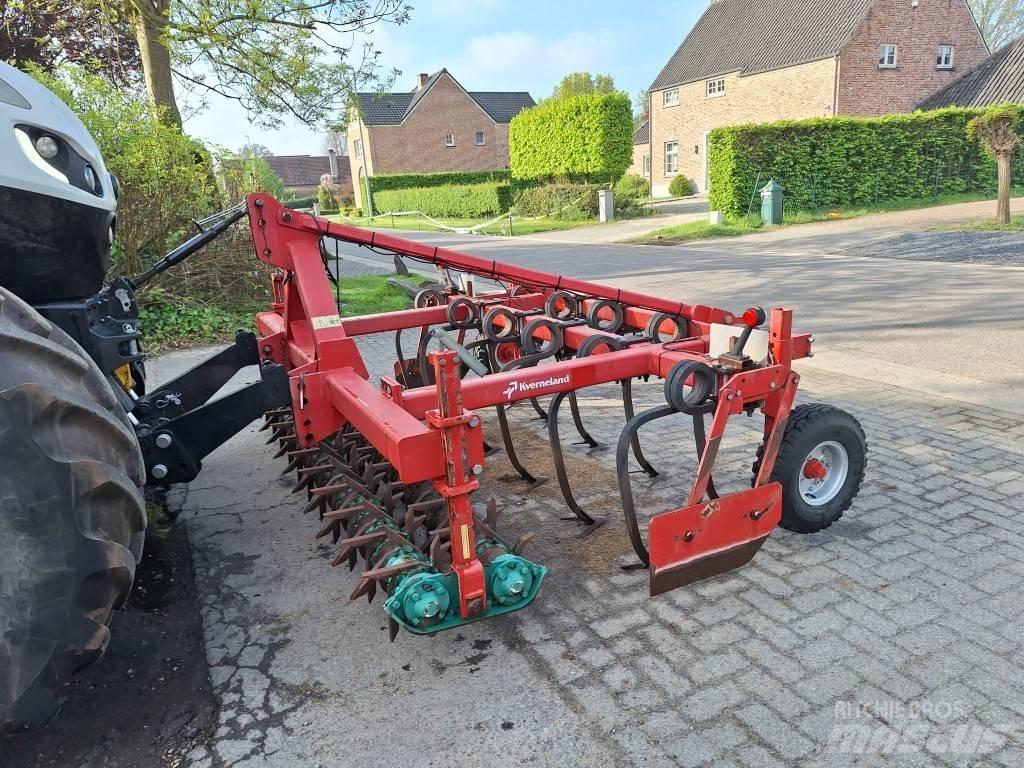Kverneland STF 300 手扶中耕机