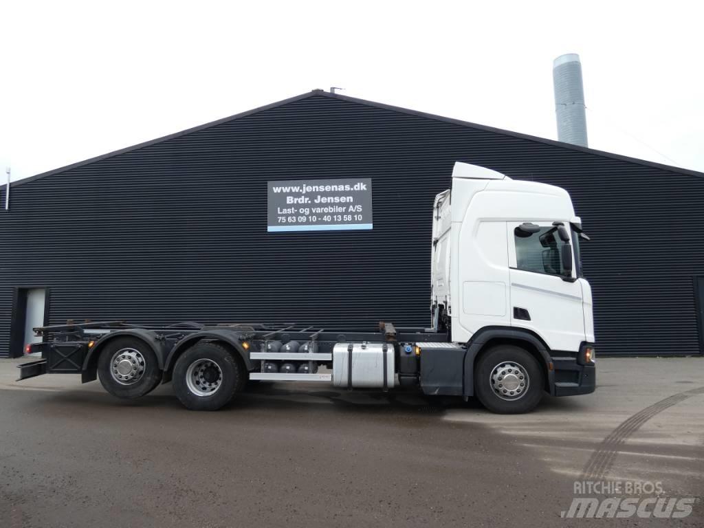 Scania R 450 平板车
