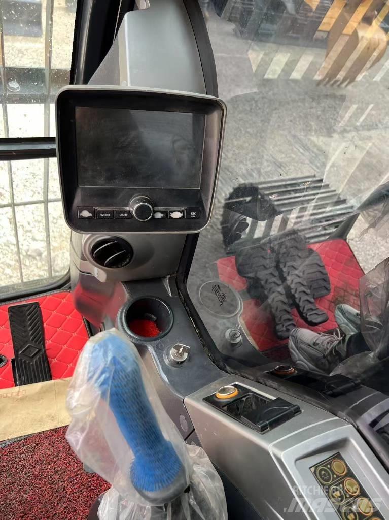 Hyundai R305LC-9T 履带挖掘机