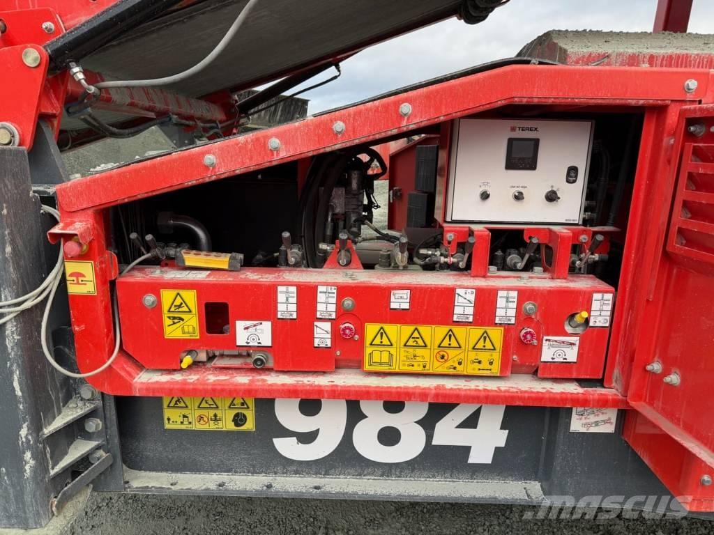 Terex Finlay 984 移动式筛分机