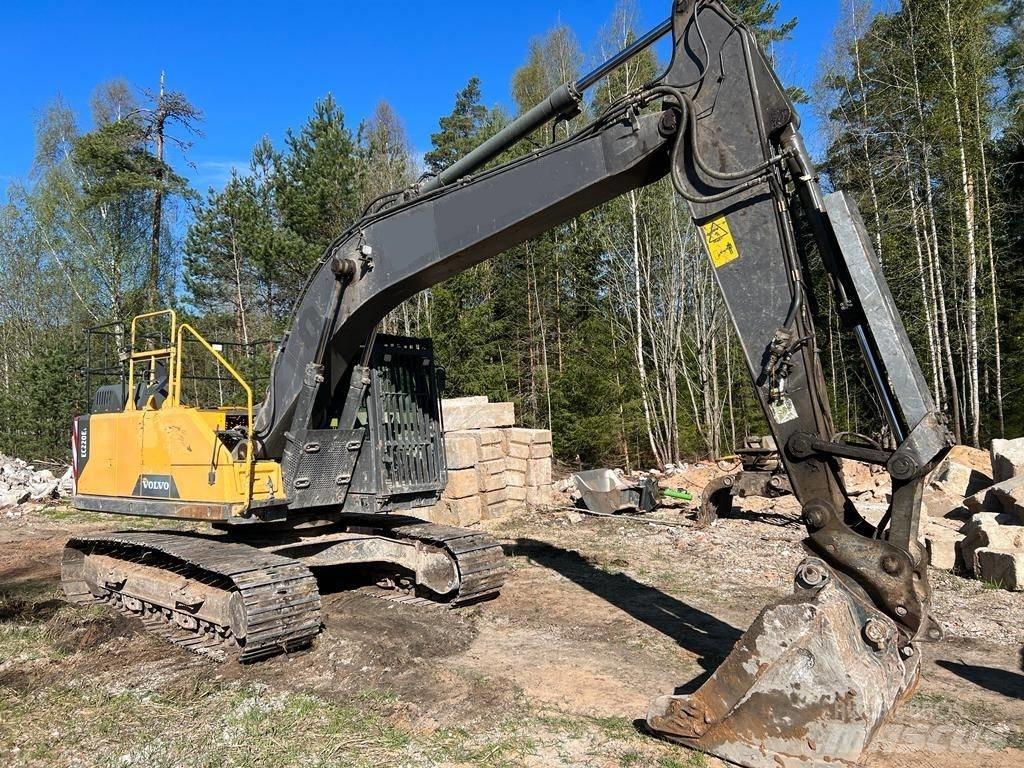 Volvo EC 220 EL 履带挖掘机