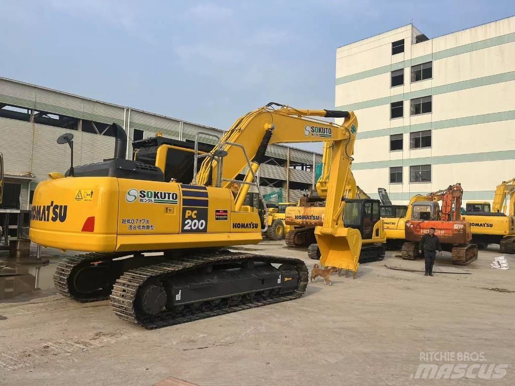 Komatsu PC 200-8N1 履带挖掘机