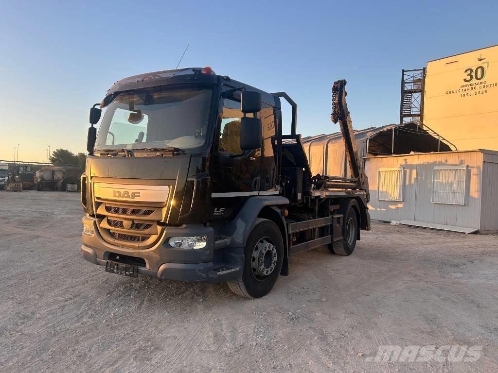 DAF LF 320 FA 集装箱叉车