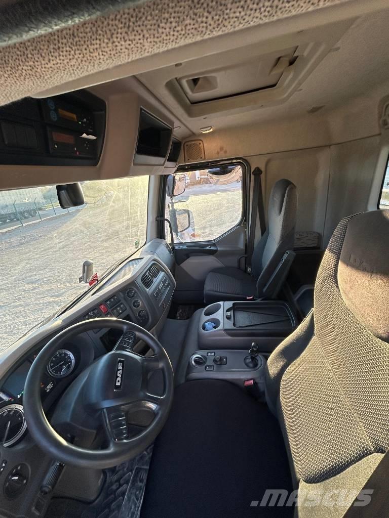 DAF LF 320 FA 集装箱叉车