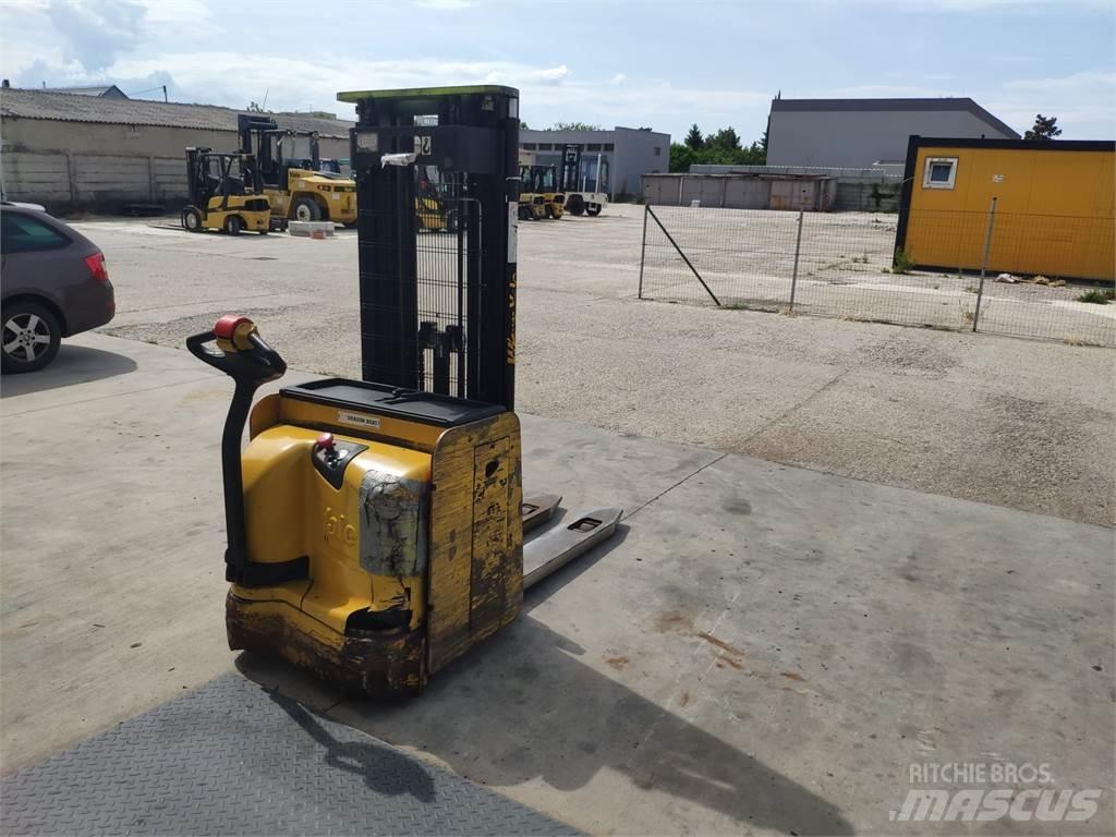 Yale MS16 AC 手推堆垛车