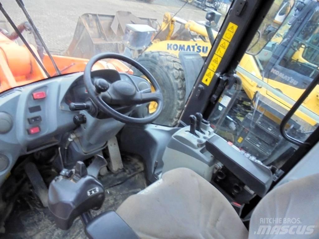 Hitachi ZW 310-6 轮式装载机