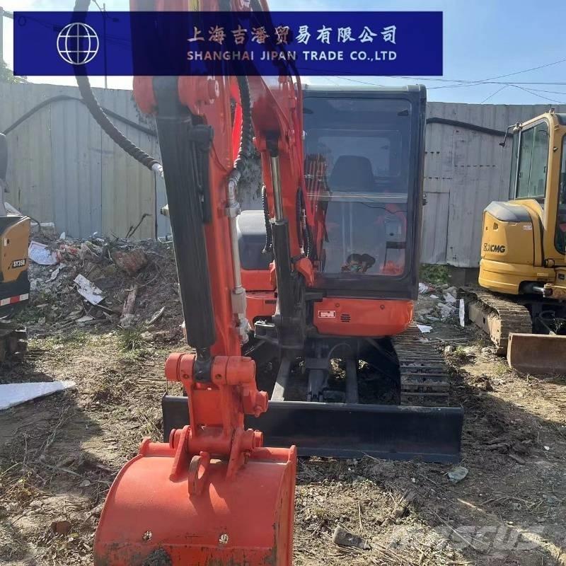Kubota U 35 小型挖掘机
