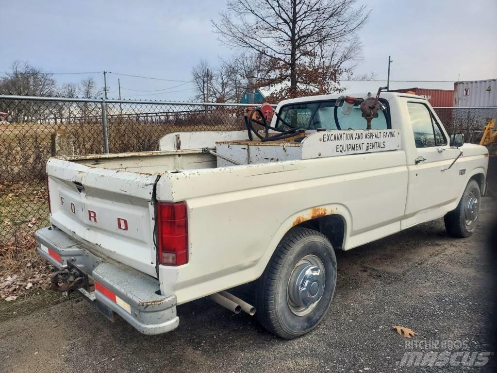 Ford F 250 市政车