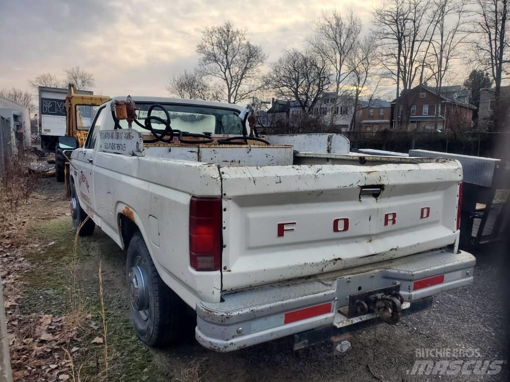 Ford F 250 市政车