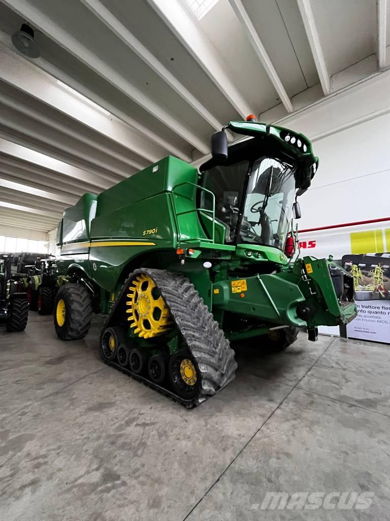 John Deere S790 i 联合收割机