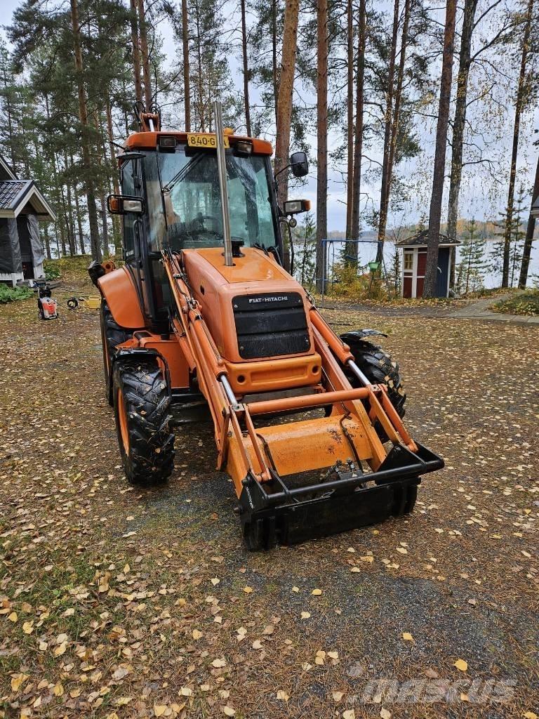 Fiat-Hitachi FB 100 反铲装载机