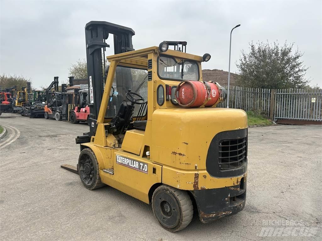 CAT GC70K 其他叉车