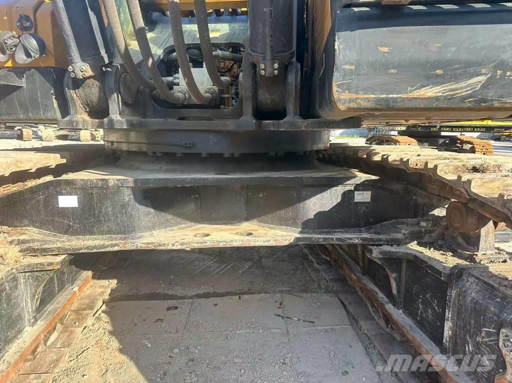 Sany 750 履带挖掘机