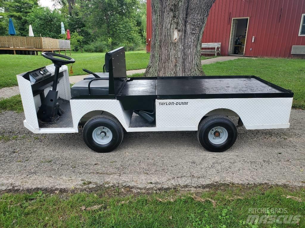 Taylor-Dunn B210 搬运车