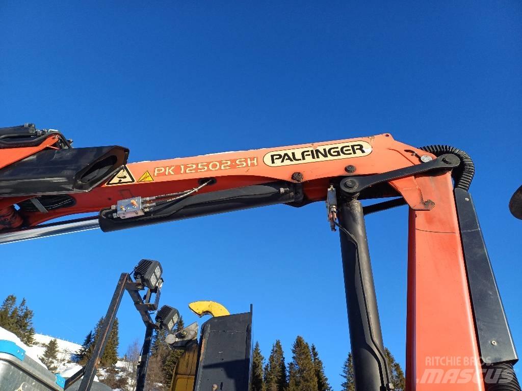 Prinoth T8 履带式自卸车